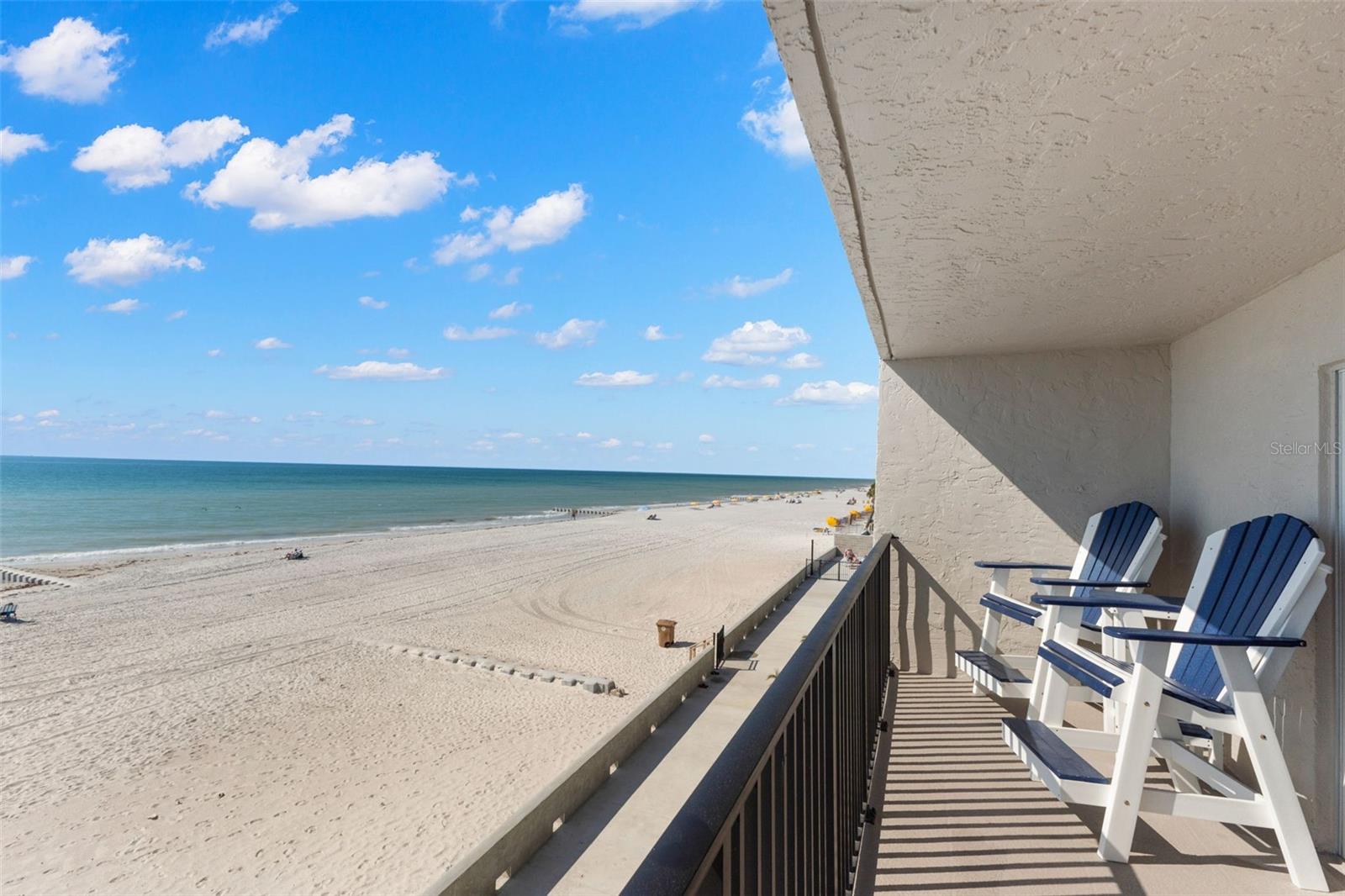 Image 6 of 53 For 14300 Gulf Boulevard 201