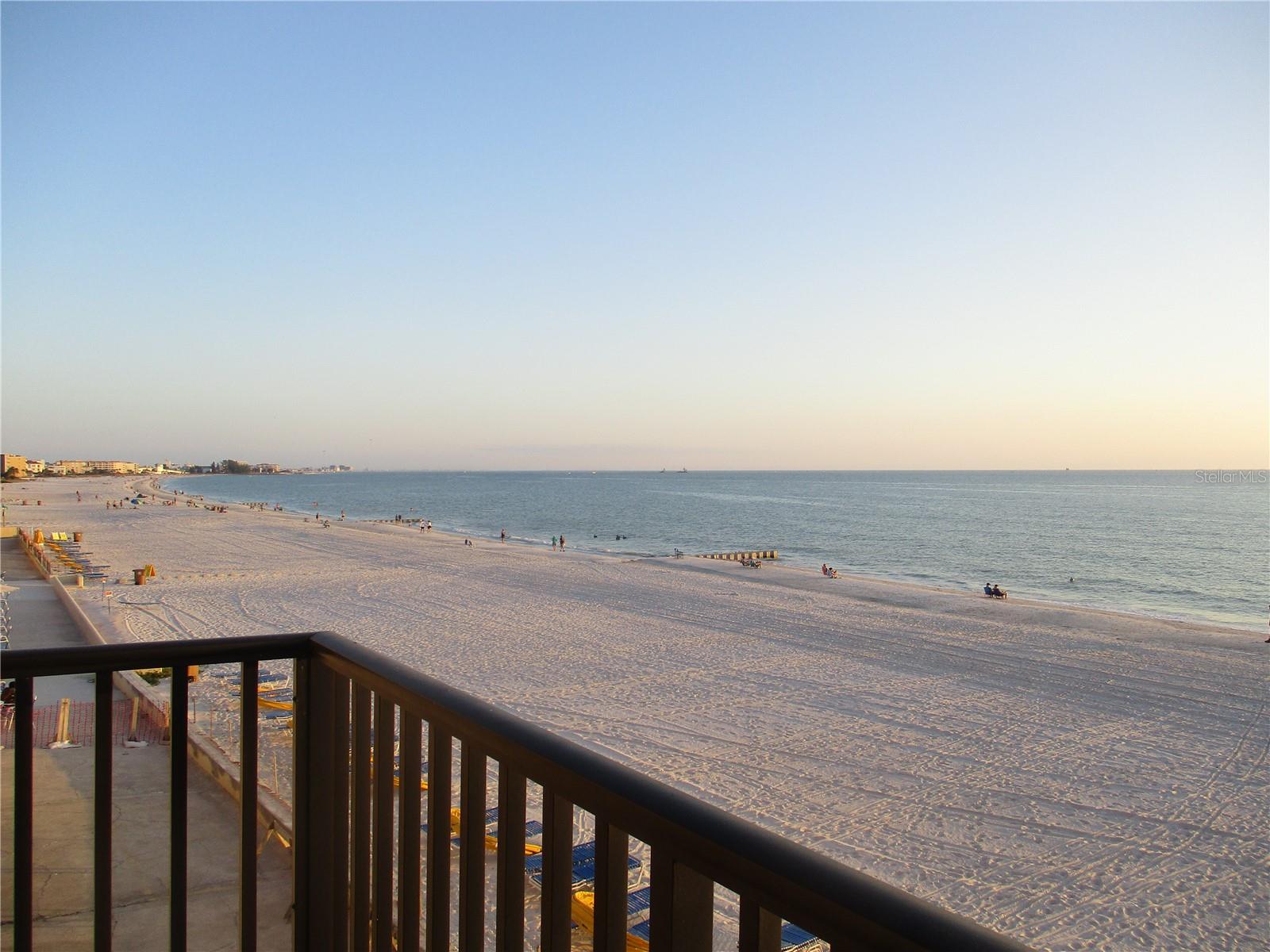 Image 9 of 53 For 14300 Gulf Boulevard 201