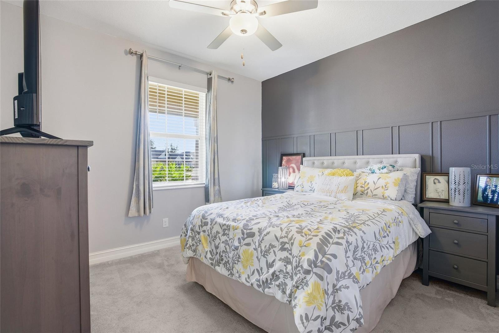 Image 18 of 49 For 19493 Forest Garden Court