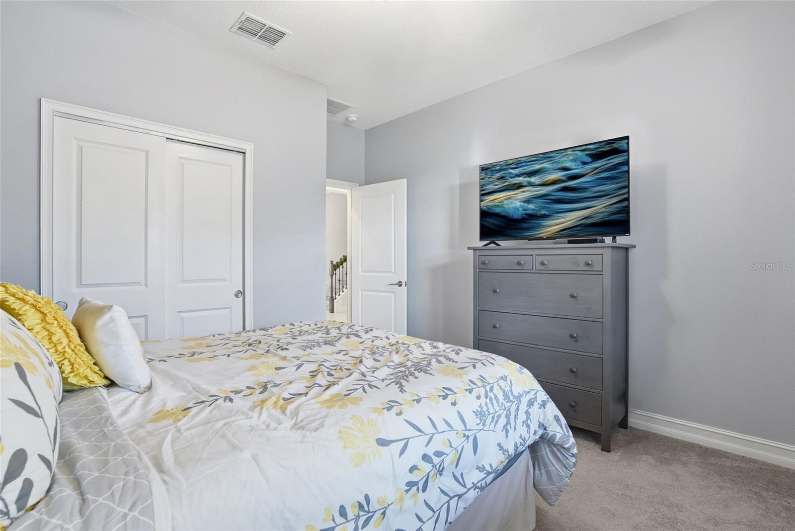 Image 19 of 49 For 19493 Forest Garden Court