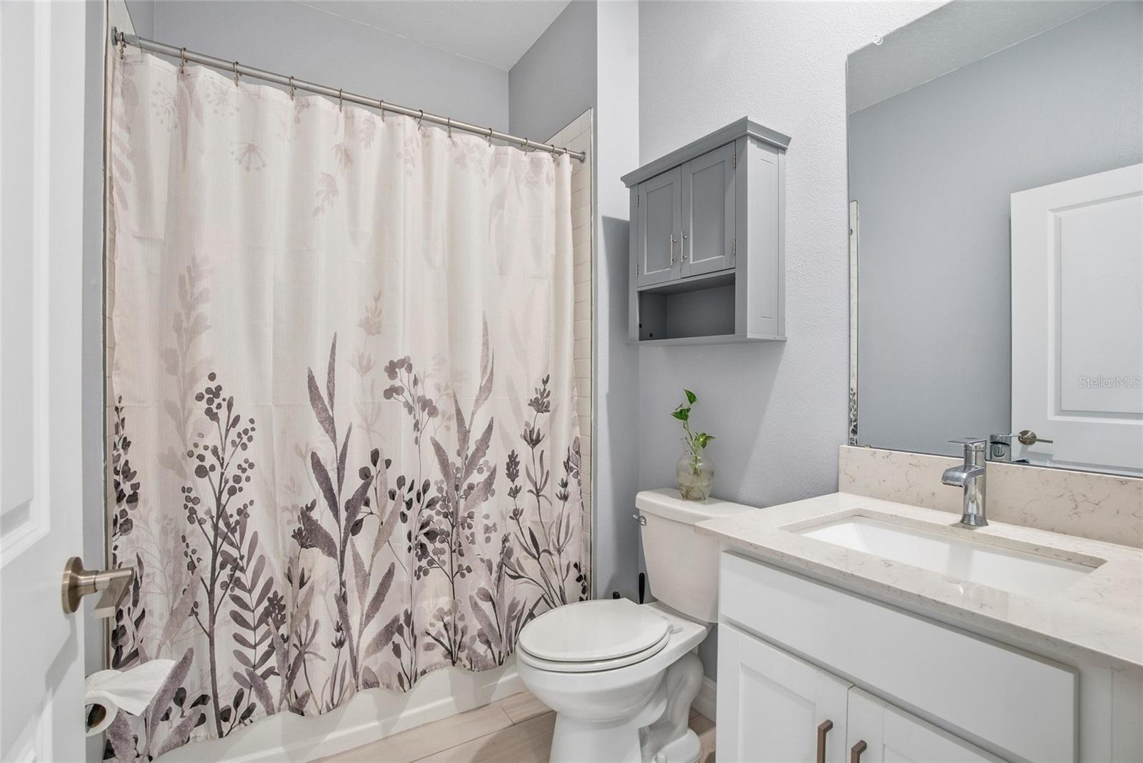 Image 20 of 49 For 19493 Forest Garden Court