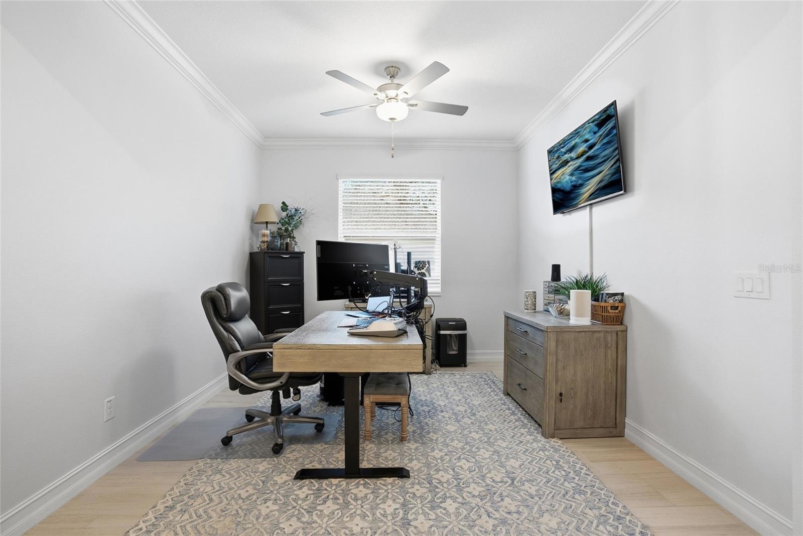 Image 6 of 49 For 19493 Forest Garden Court