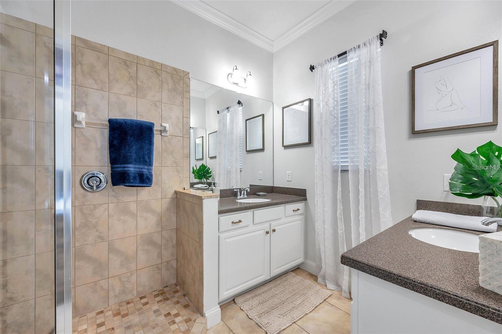 Image 11 of 22 For 10050 Bayou Grande Avenue