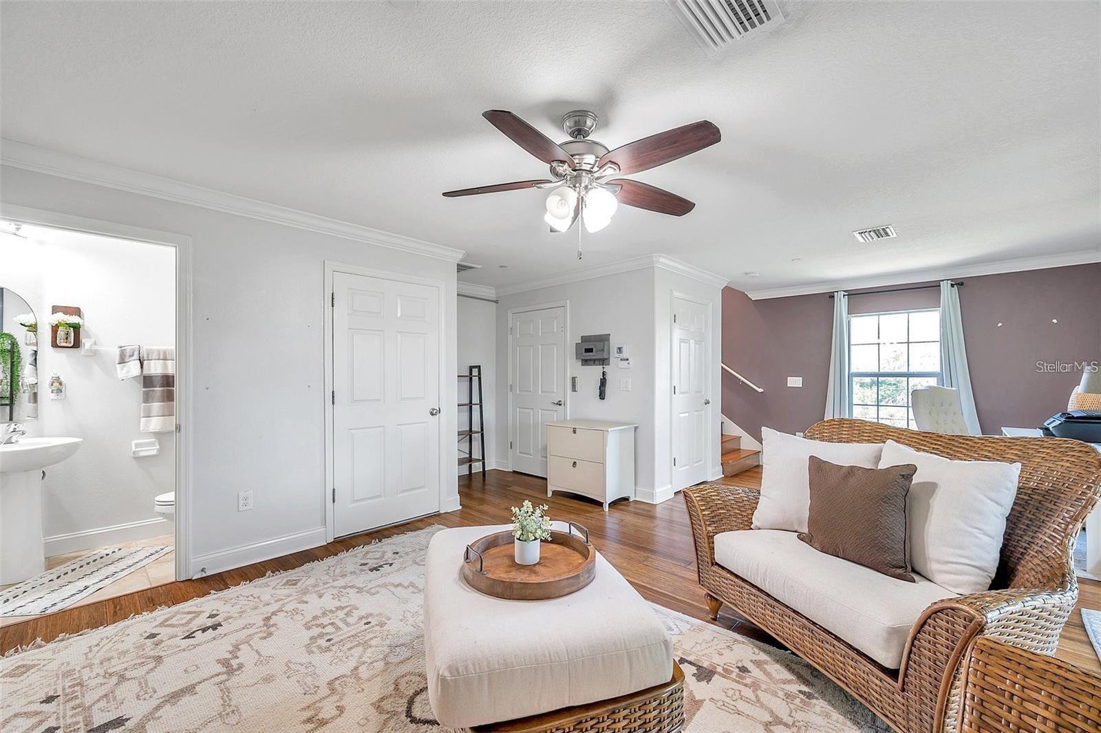 Image 13 of 22 For 10050 Bayou Grande Avenue