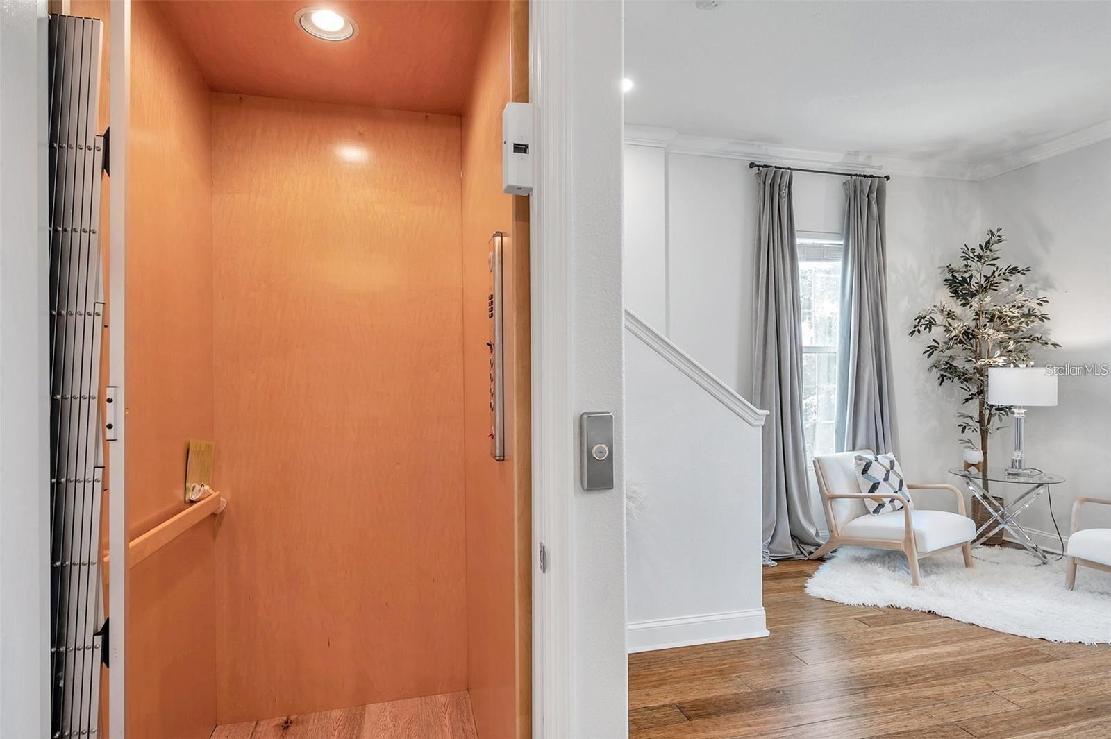 Image 17 of 22 For 10050 Bayou Grande Avenue