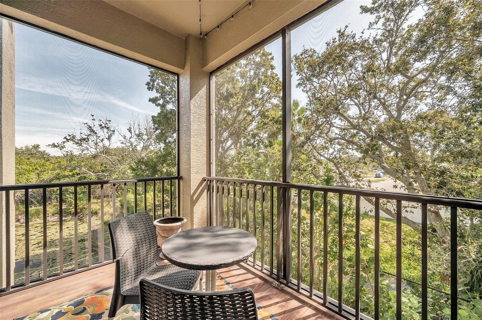 Image 19 of 22 For 10050 Bayou Grande Avenue