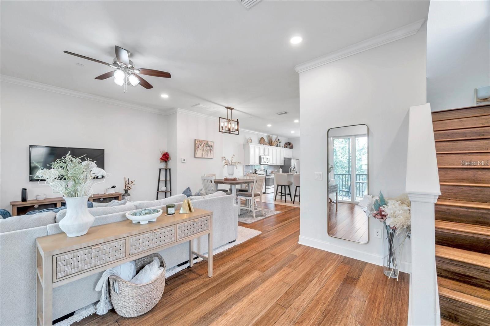 Image 8 of 22 For 10050 Bayou Grande Avenue