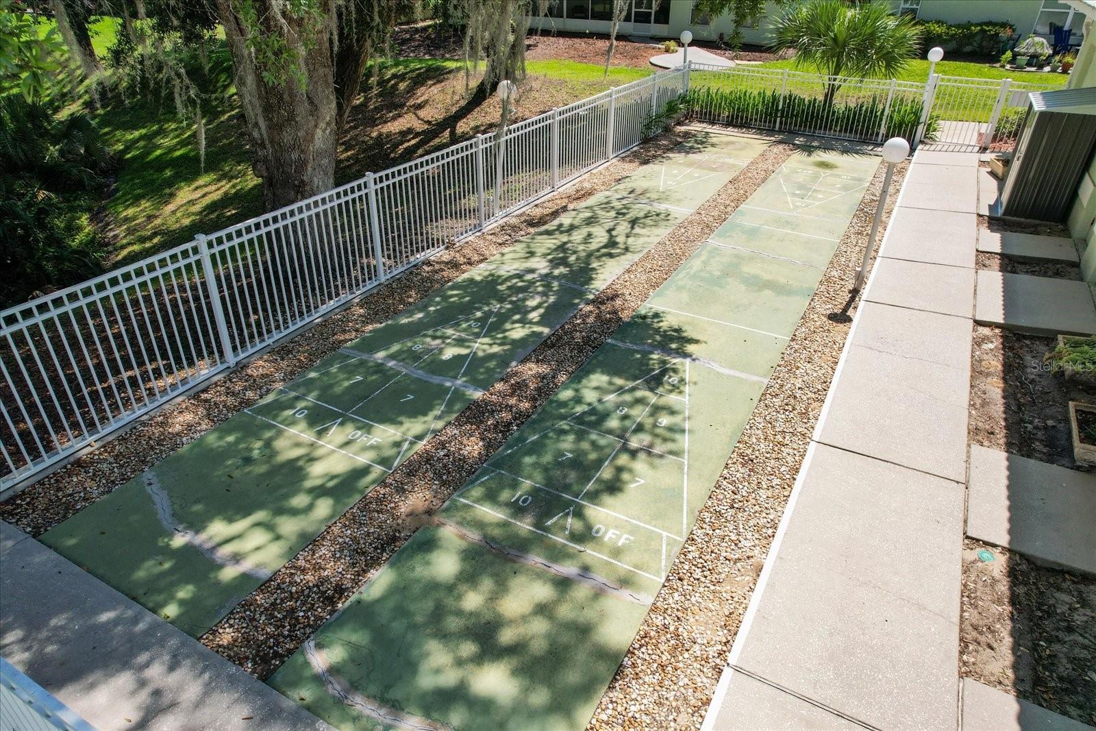 Image 38 of 48 For 809 Inverie Drive