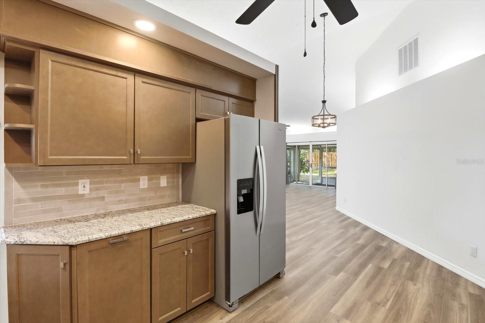 Image 7 of 48 For 809 Inverie Drive