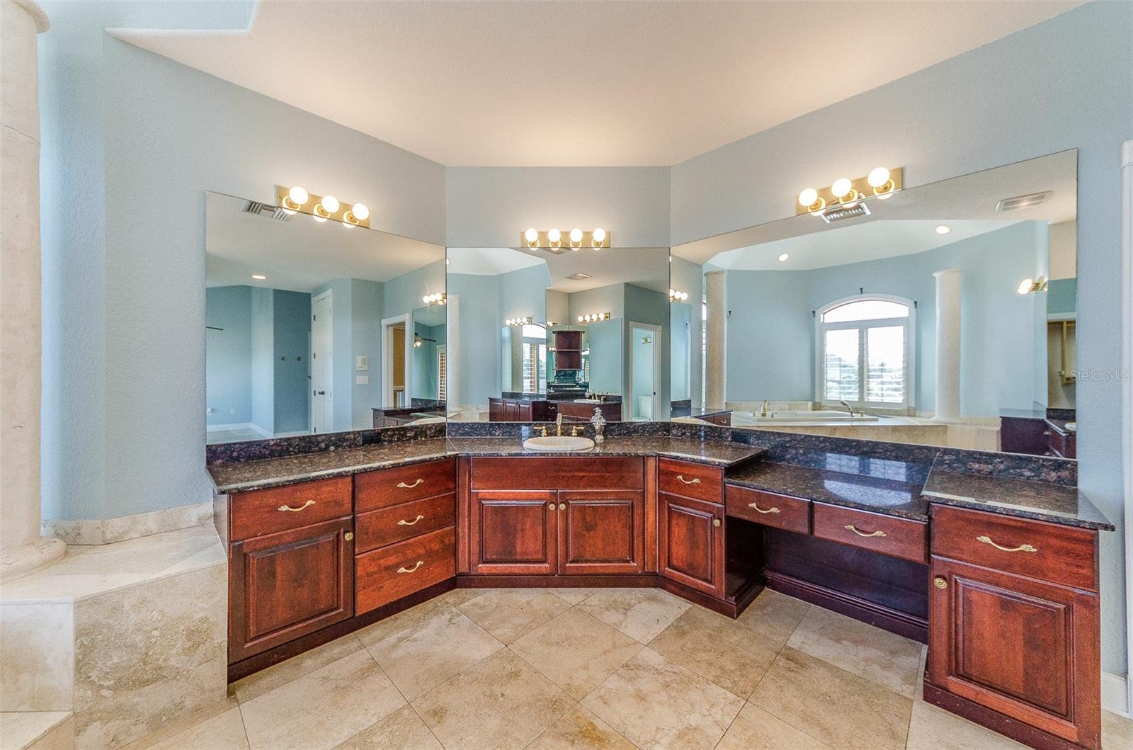 Image 37 of 61 For 2053 Pointe Alexis Drive