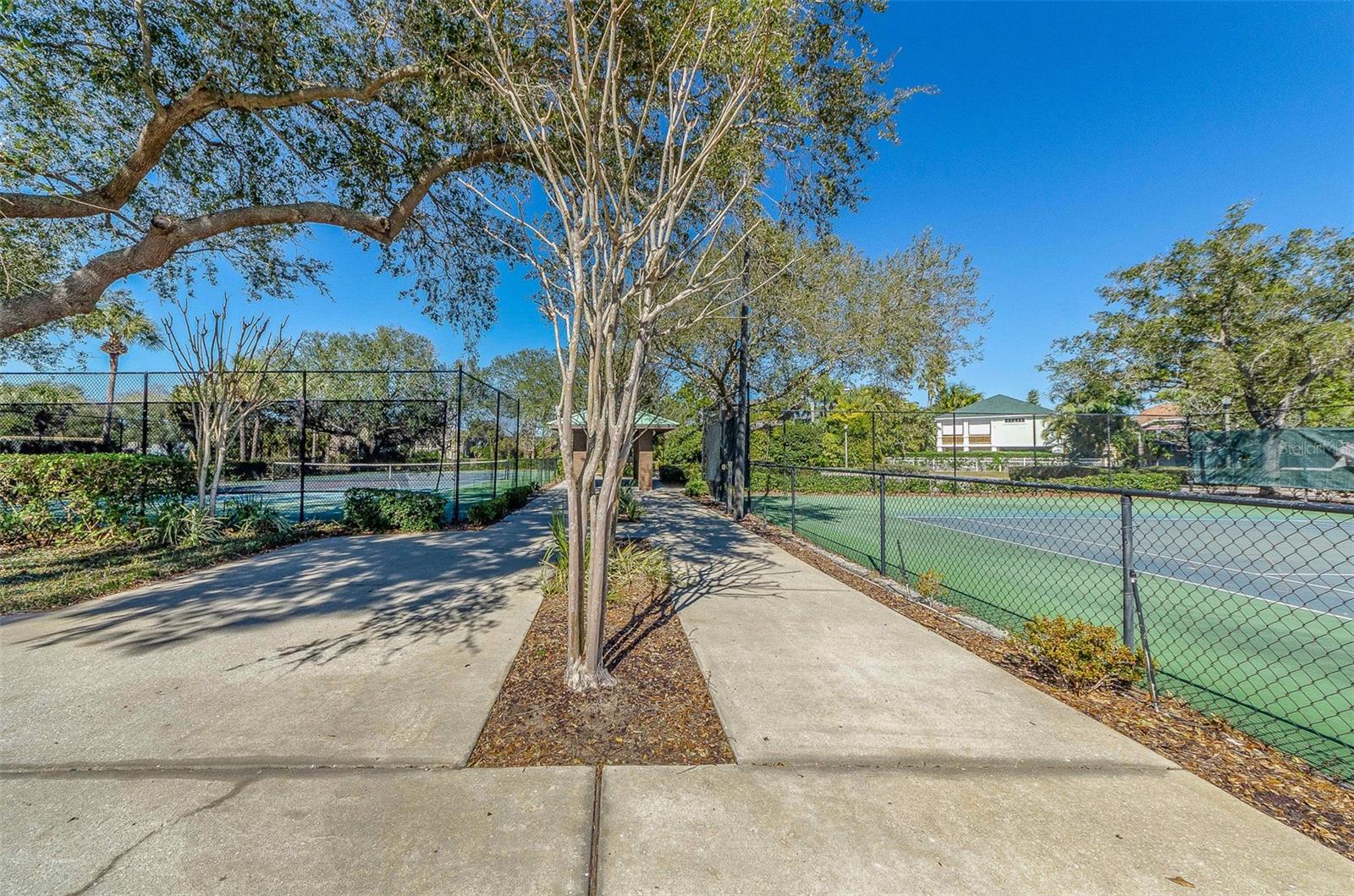 Image 50 of 61 For 2053 Pointe Alexis Drive