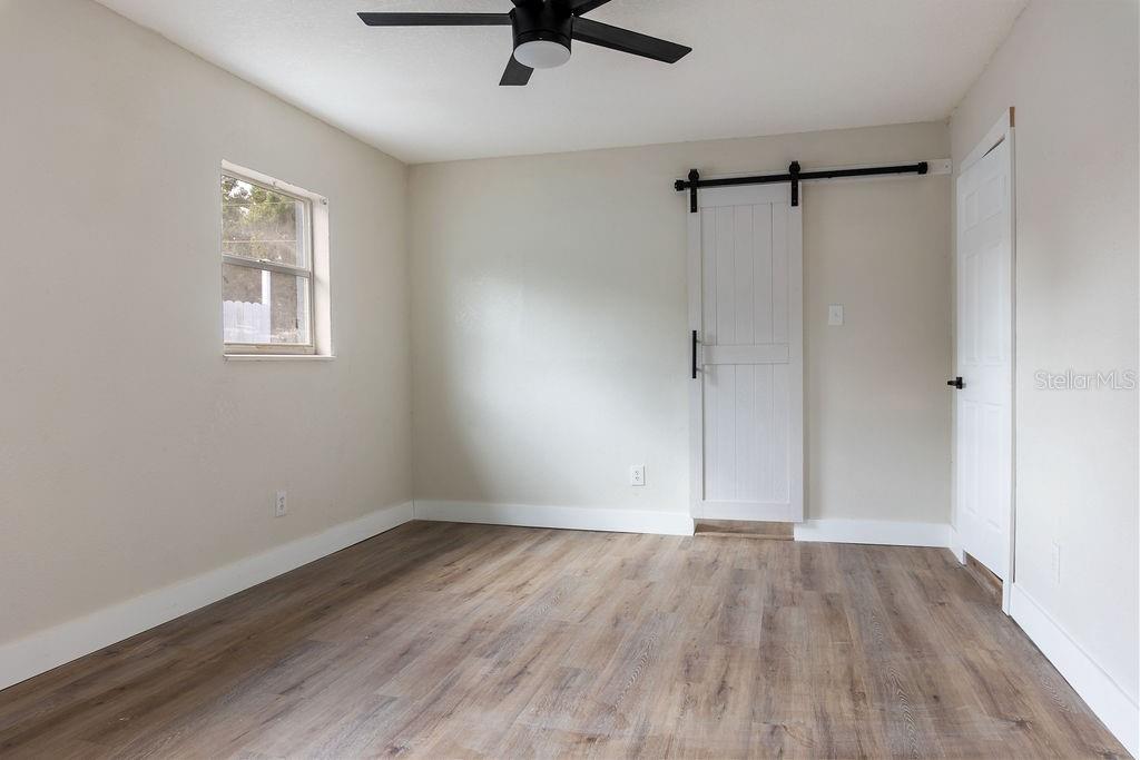 Image 16 of 34 For 4027 Waring Drive