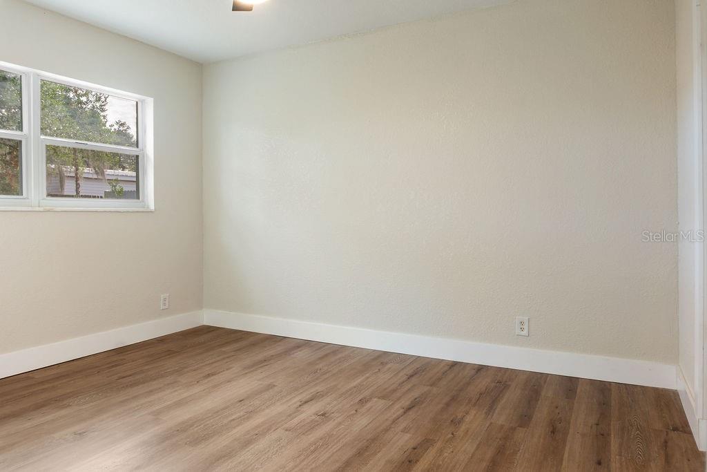 Image 26 of 34 For 4027 Waring Drive