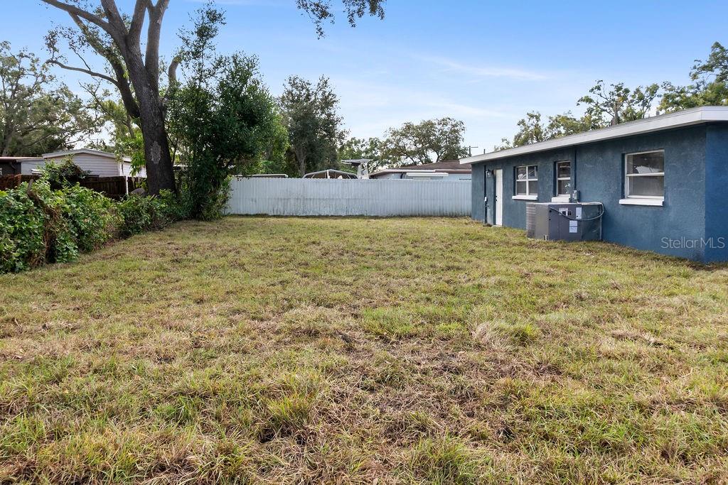 Image 32 of 34 For 4027 Waring Drive