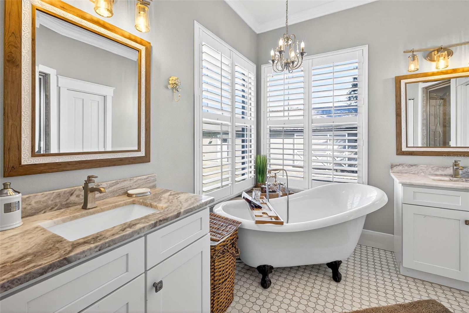 Image 54 of 98 For 18051 Hancock Bluff Road