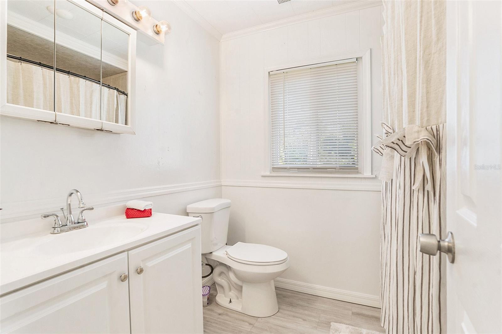 Image 26 of 37 For 1050 Midiron Point