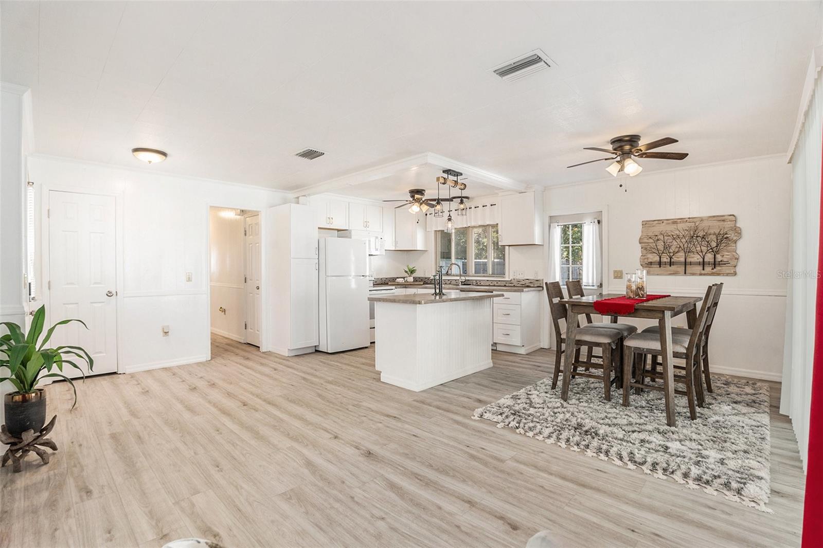 Image 9 of 37 For 1050 Midiron Point