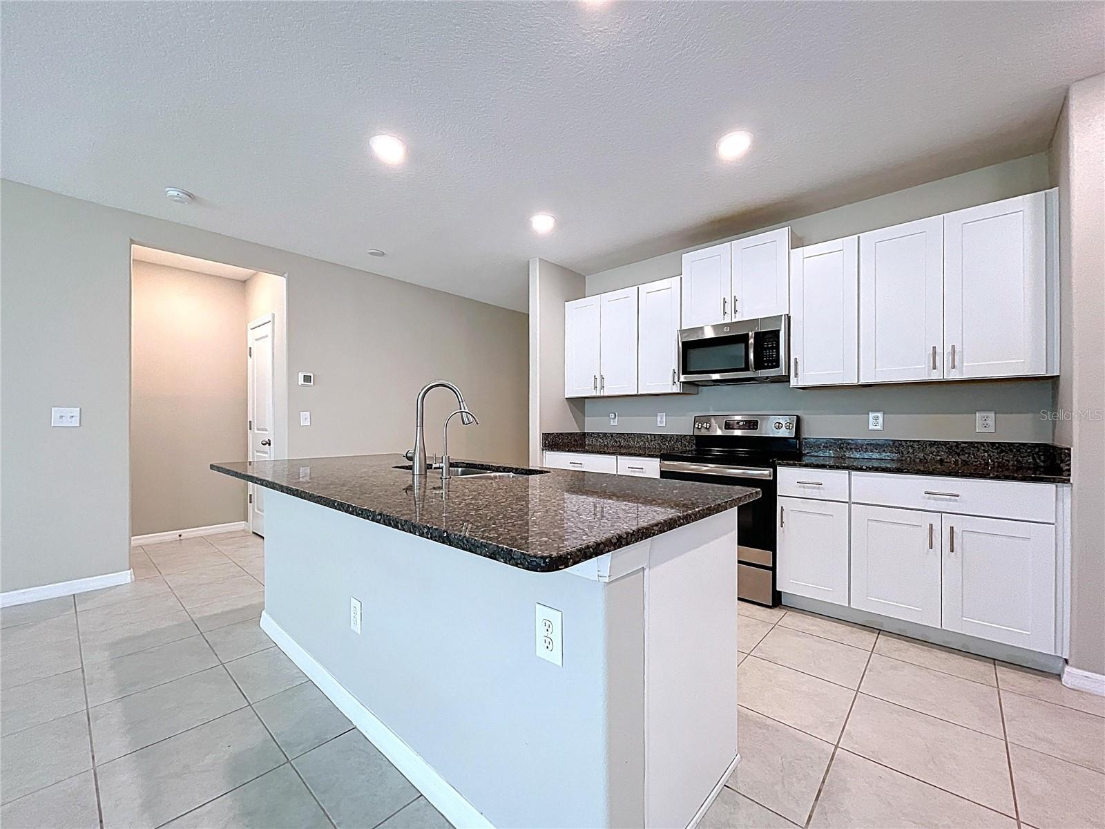 Image 21 of 90 For 6822 King Creek Drive