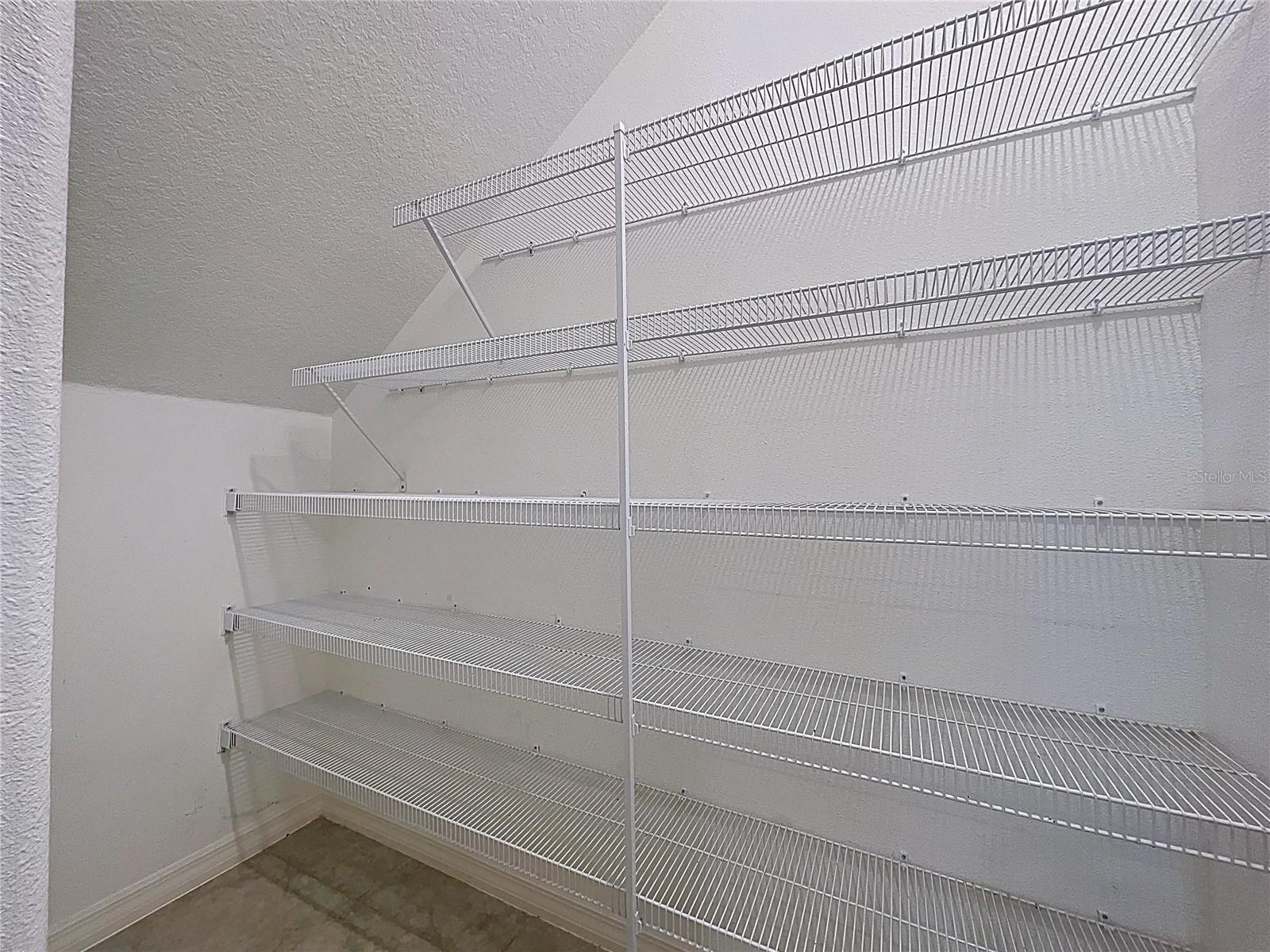 Image 23 of 90 For 6822 King Creek Drive