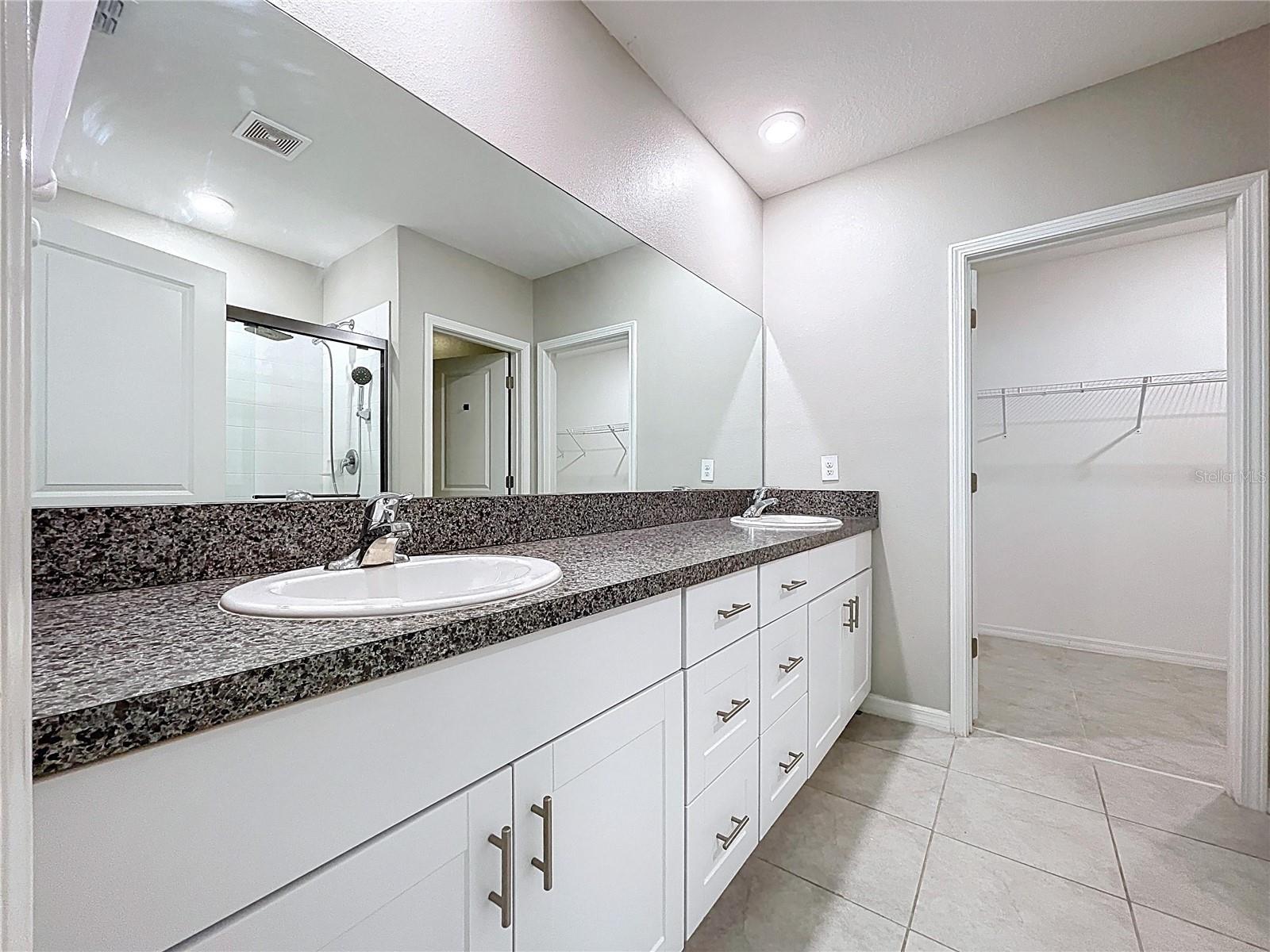 Image 29 of 90 For 6822 King Creek Drive