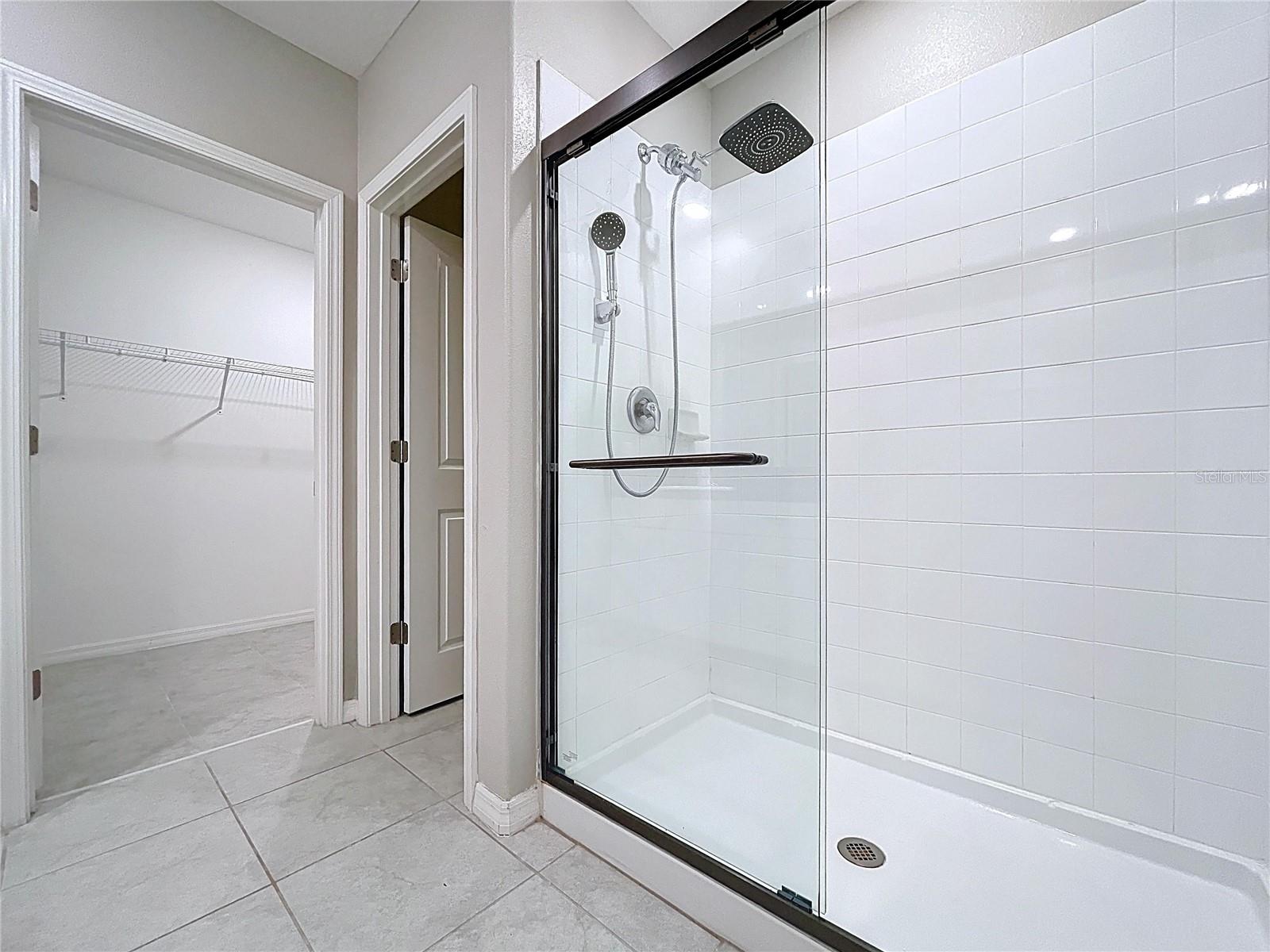 Image 30 of 90 For 6822 King Creek Drive