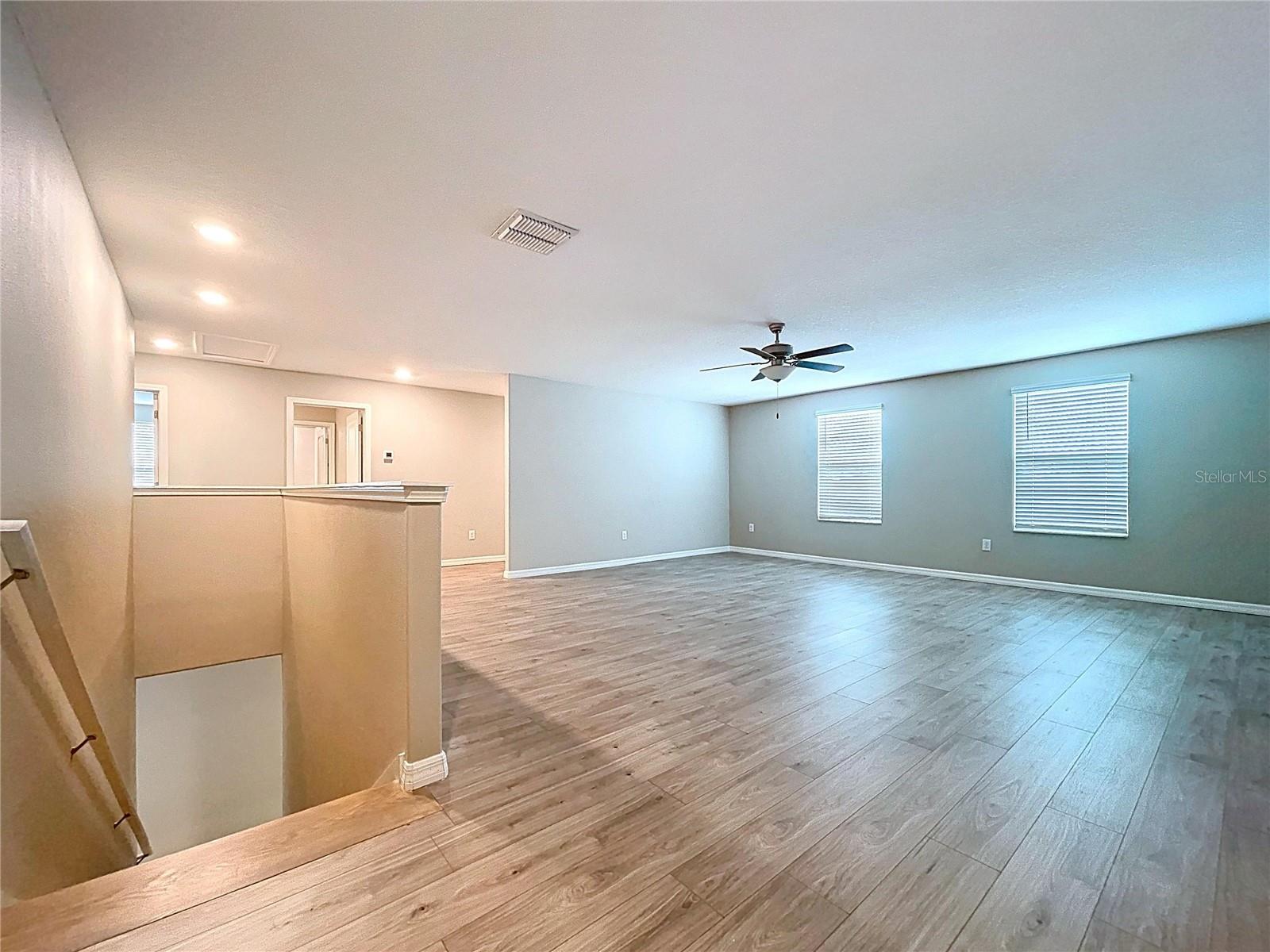 Image 41 of 90 For 6822 King Creek Drive