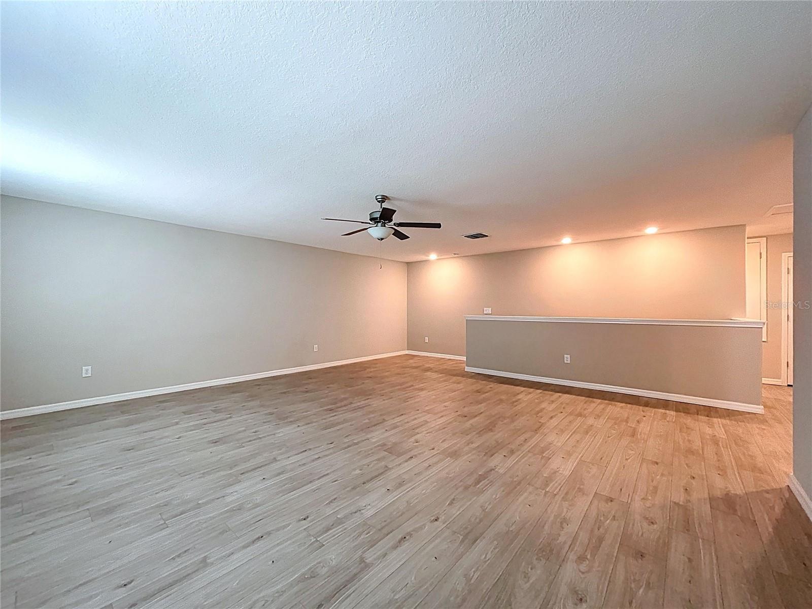 Image 44 of 90 For 6822 King Creek Drive