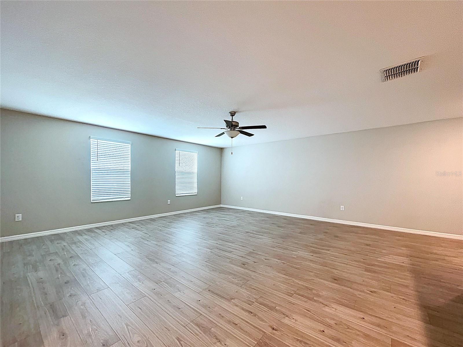 Image 45 of 90 For 6822 King Creek Drive