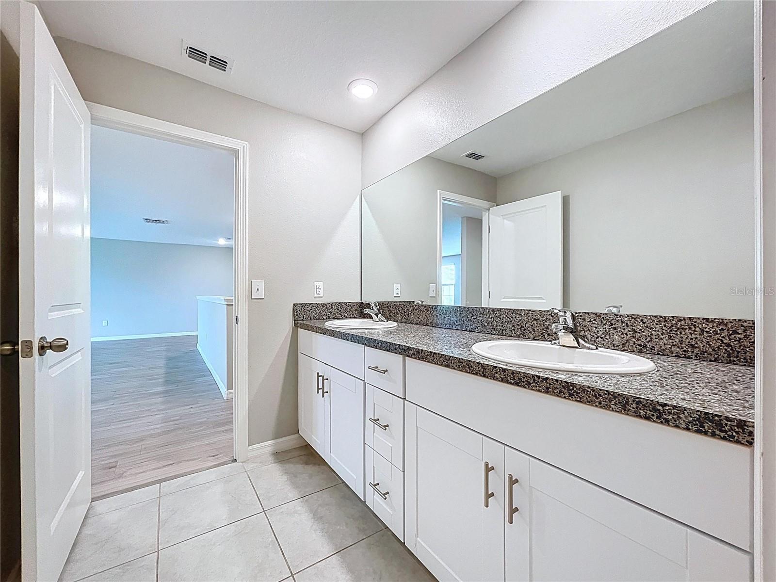 Image 53 of 90 For 6822 King Creek Drive