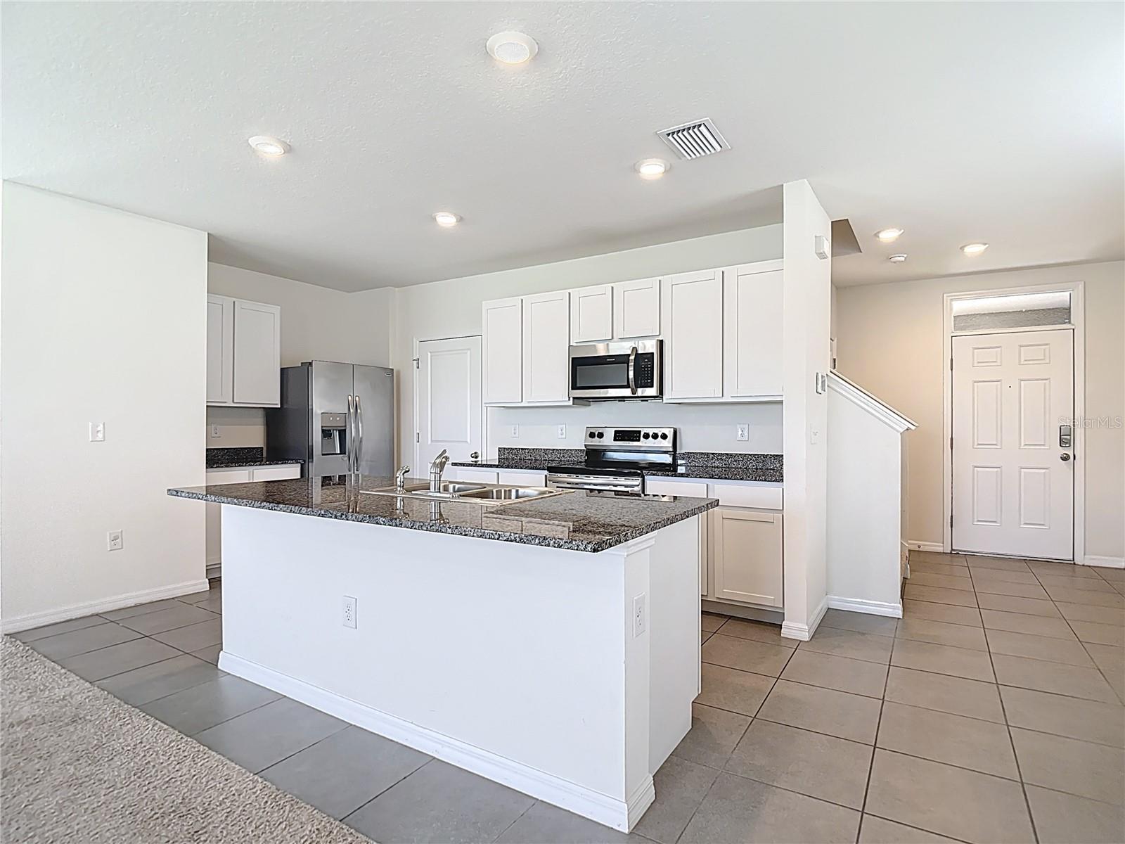 Image 14 of 65 For 10982 Penny Gale Loop