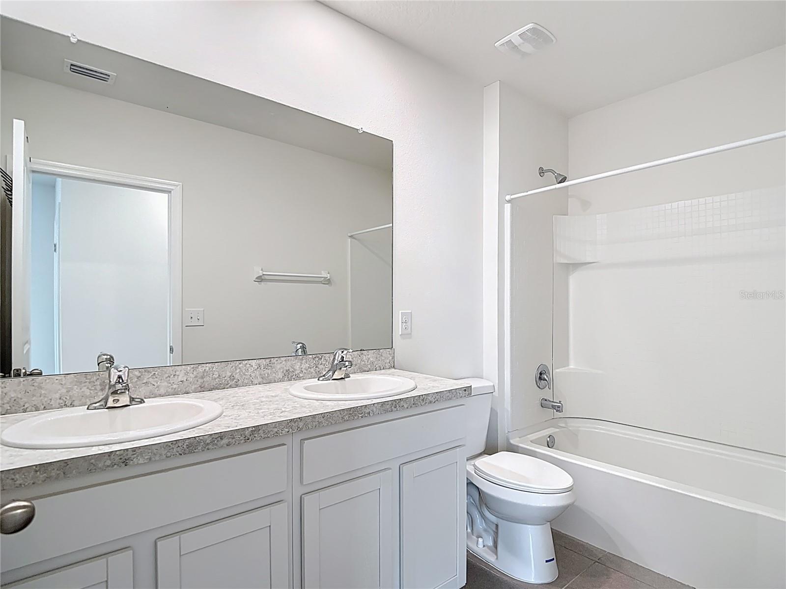 Image 35 of 65 For 10982 Penny Gale Loop