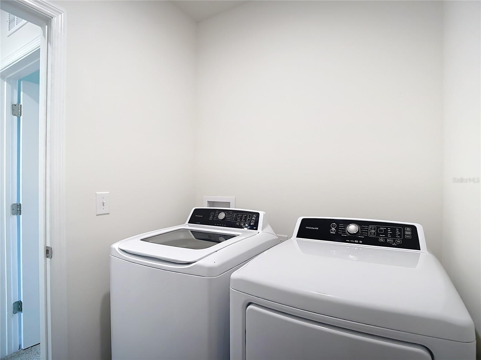 Image 38 of 65 For 10982 Penny Gale Loop