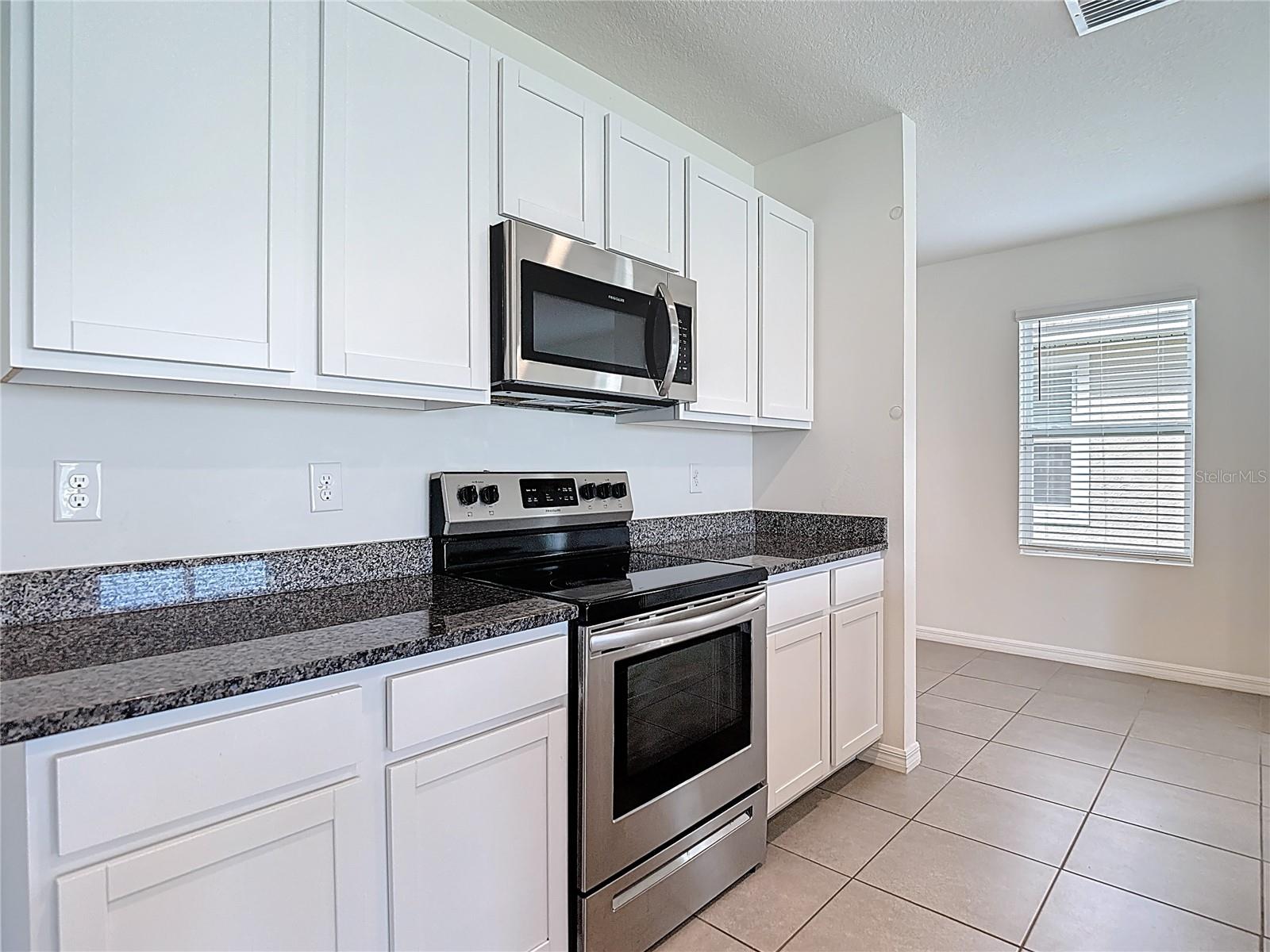 Image 9 of 65 For 10982 Penny Gale Loop