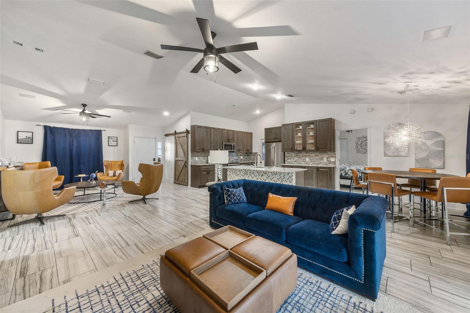 Image 25 of 52 For 12026 Colonial Estates Lane