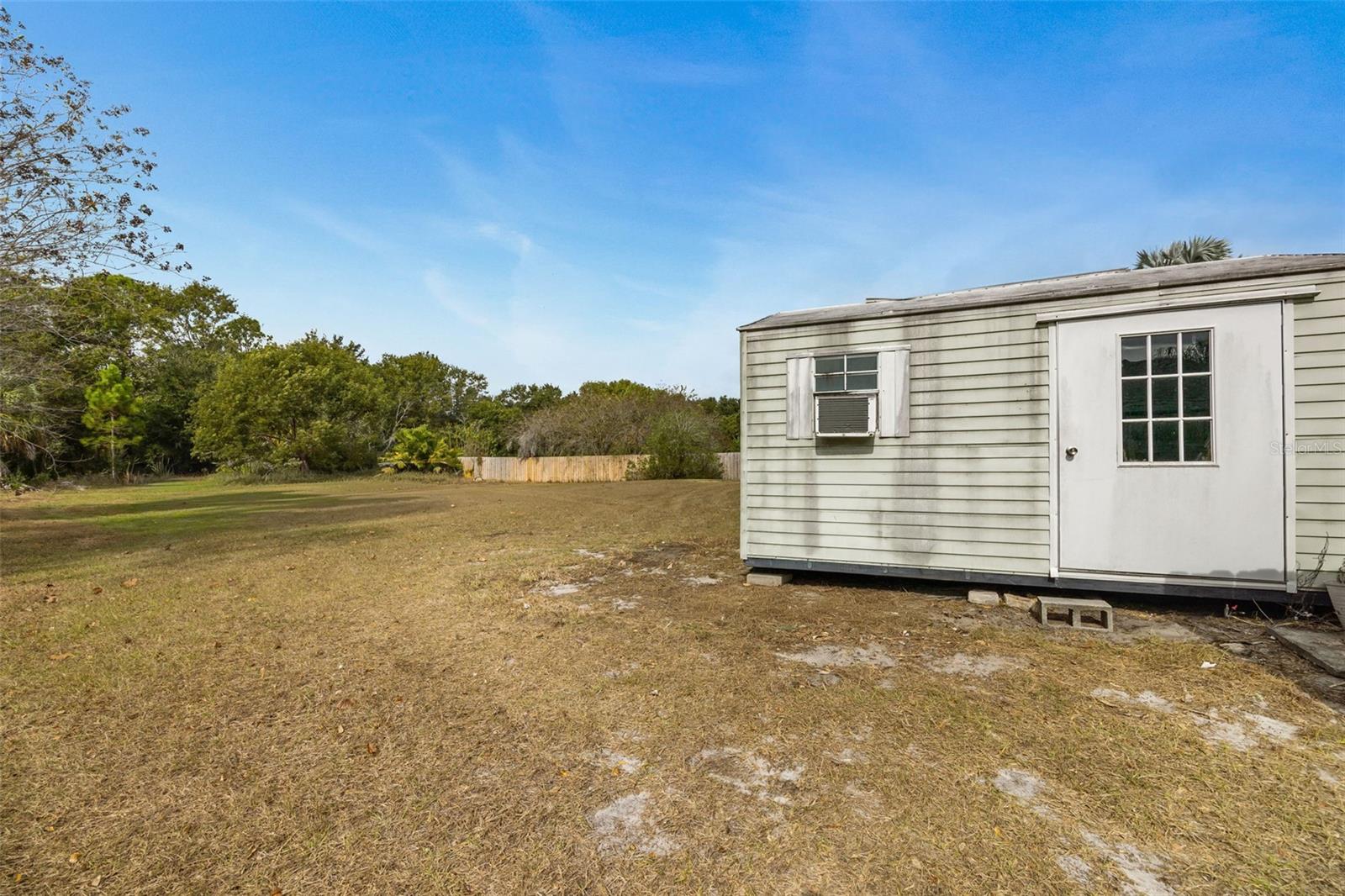 Image 42 of 52 For 12026 Colonial Estates Lane