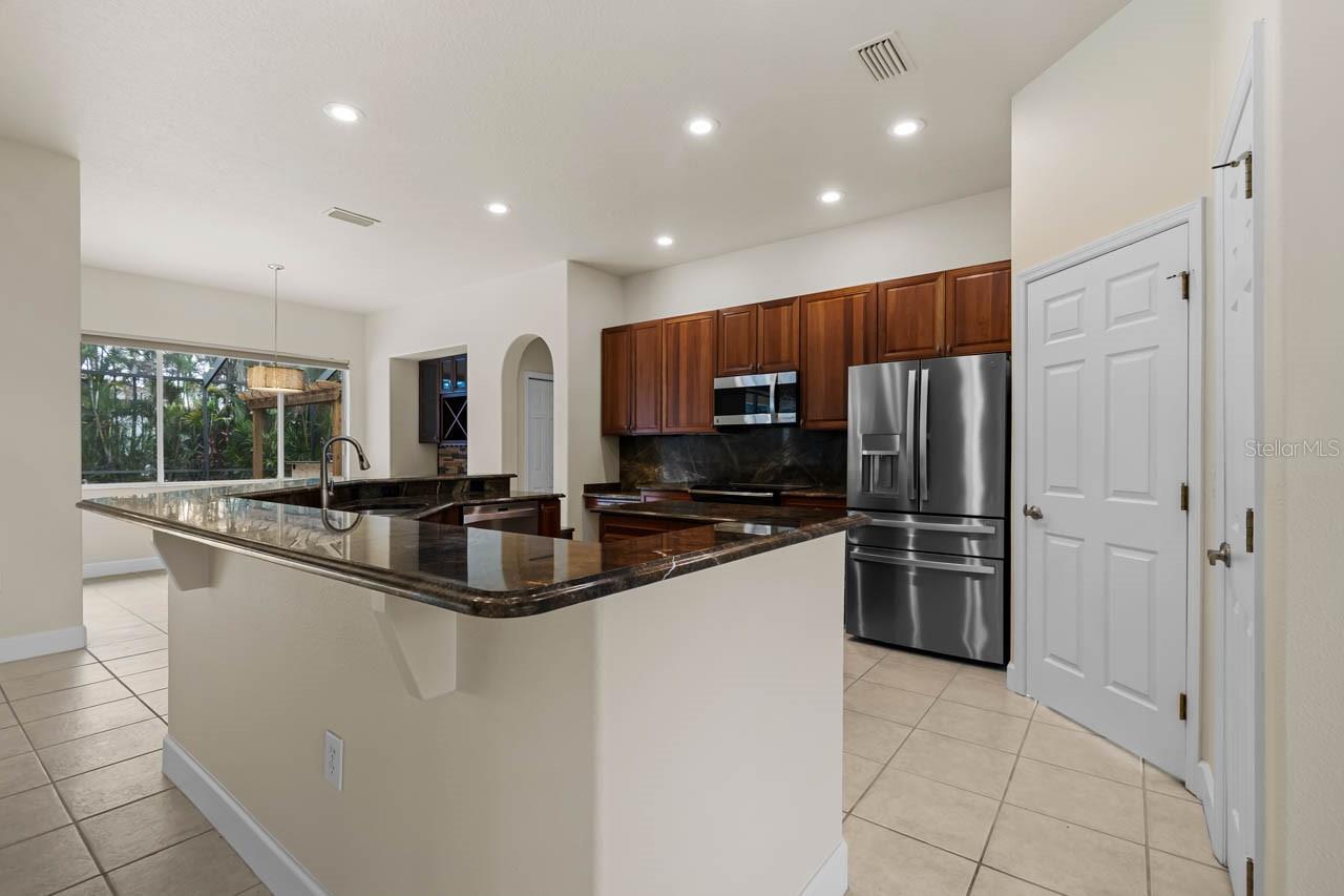 Image 12 of 40 For 3731 Gaviota Drive