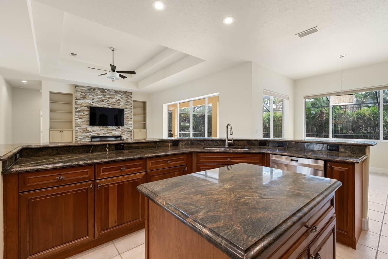 Image 17 of 40 For 3731 Gaviota Drive