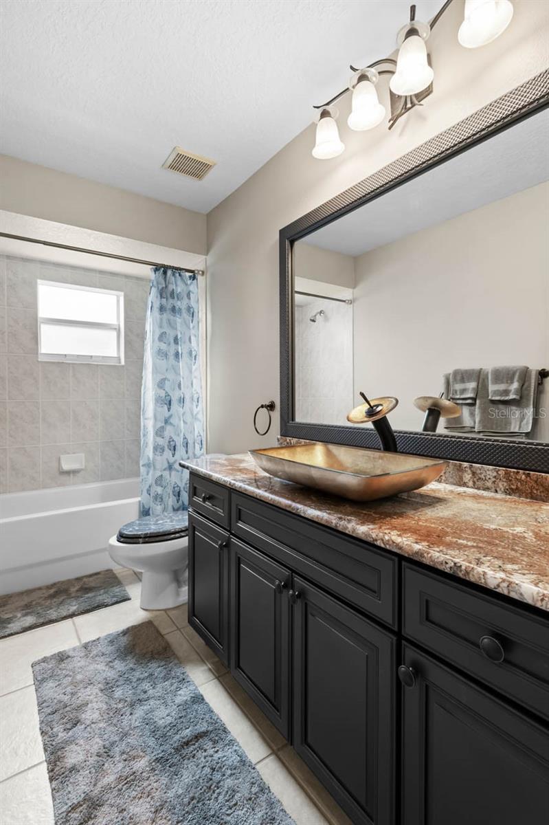 Image 24 of 40 For 3731 Gaviota Drive