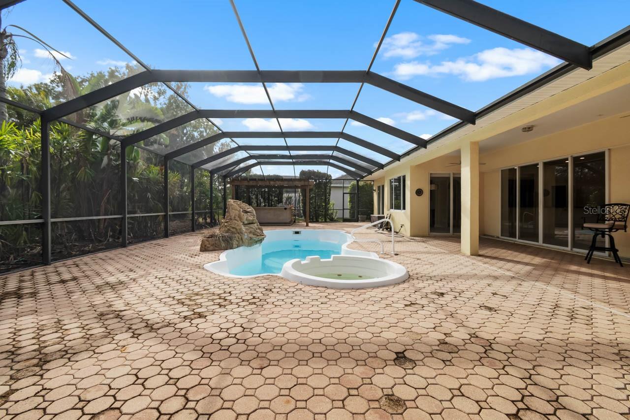 Image 27 of 40 For 3731 Gaviota Drive