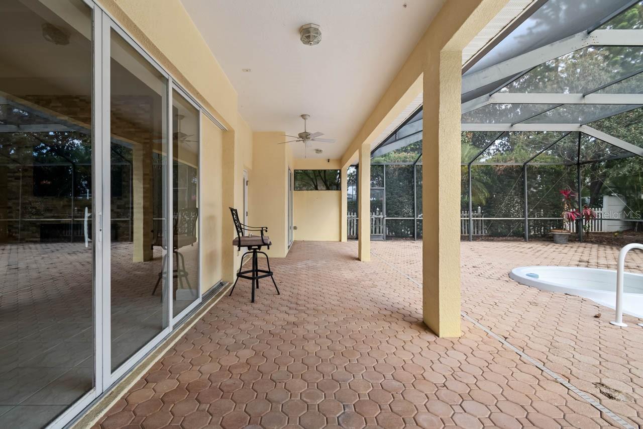 Image 32 of 40 For 3731 Gaviota Drive