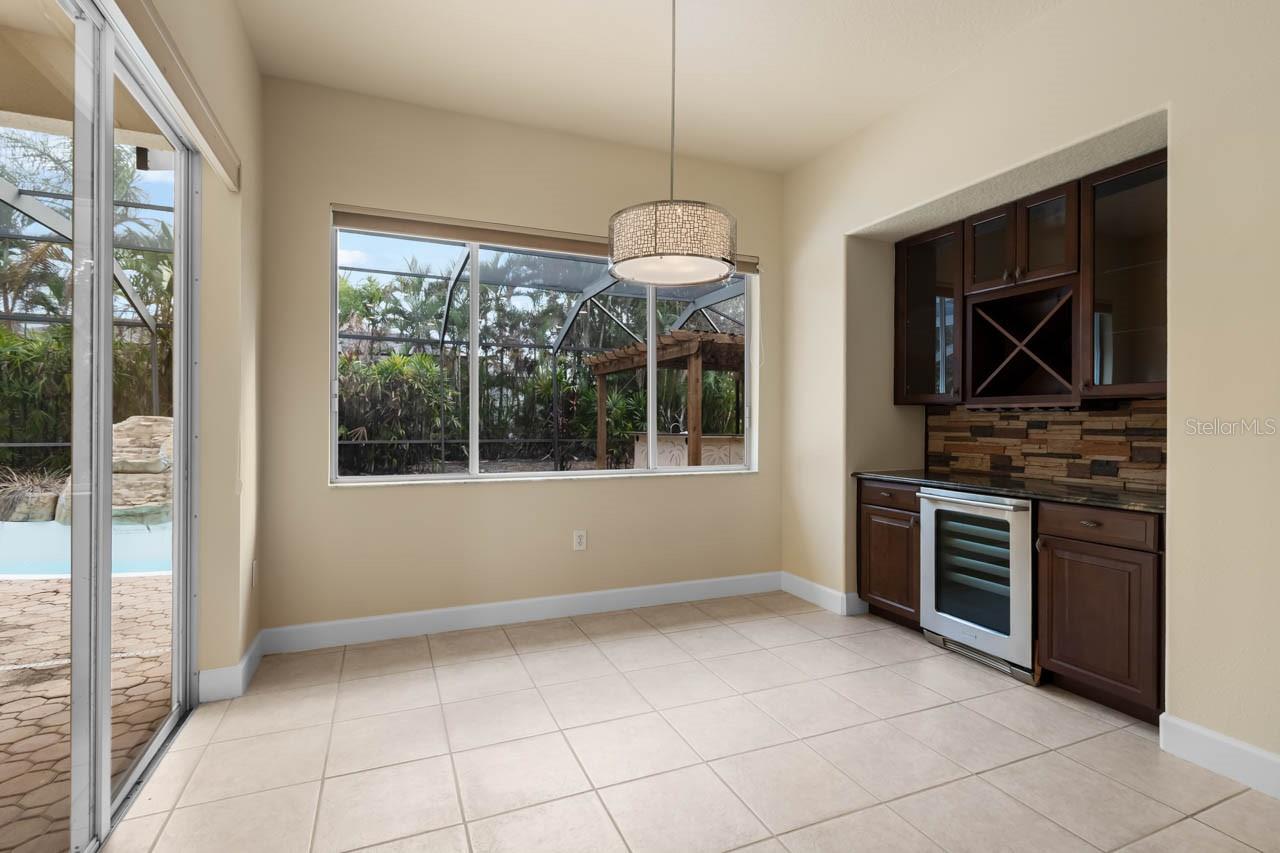 Image 6 of 40 For 3731 Gaviota Drive