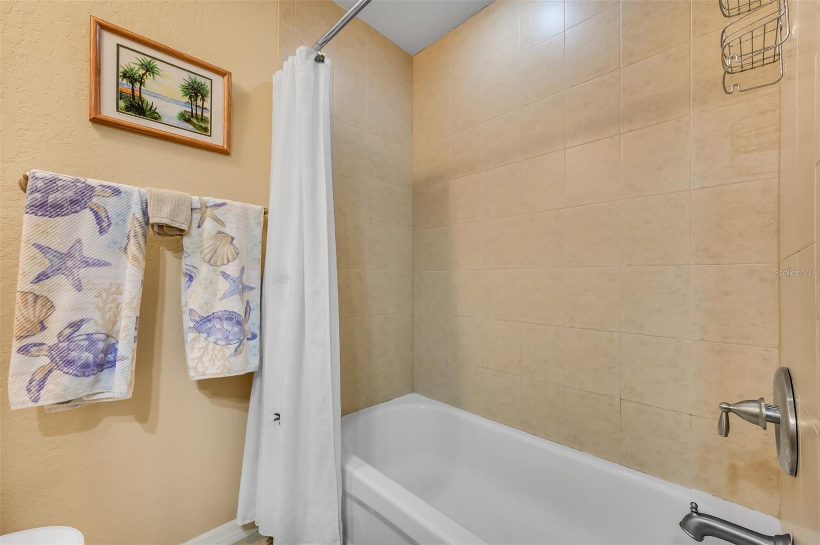 Image 29 of 56 For 708 Lyndhurst  104