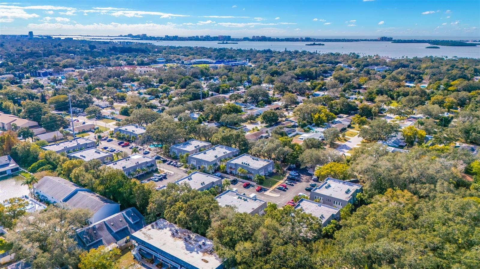 Image 49 of 56 For 708 Lyndhurst  104