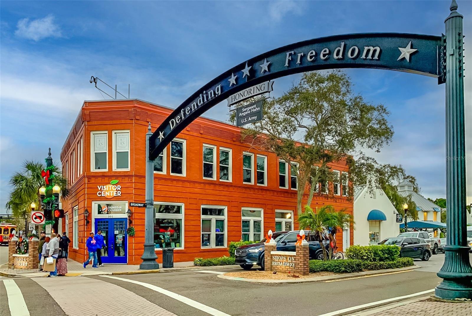 Image 54 of 56 For 708 Lyndhurst  104