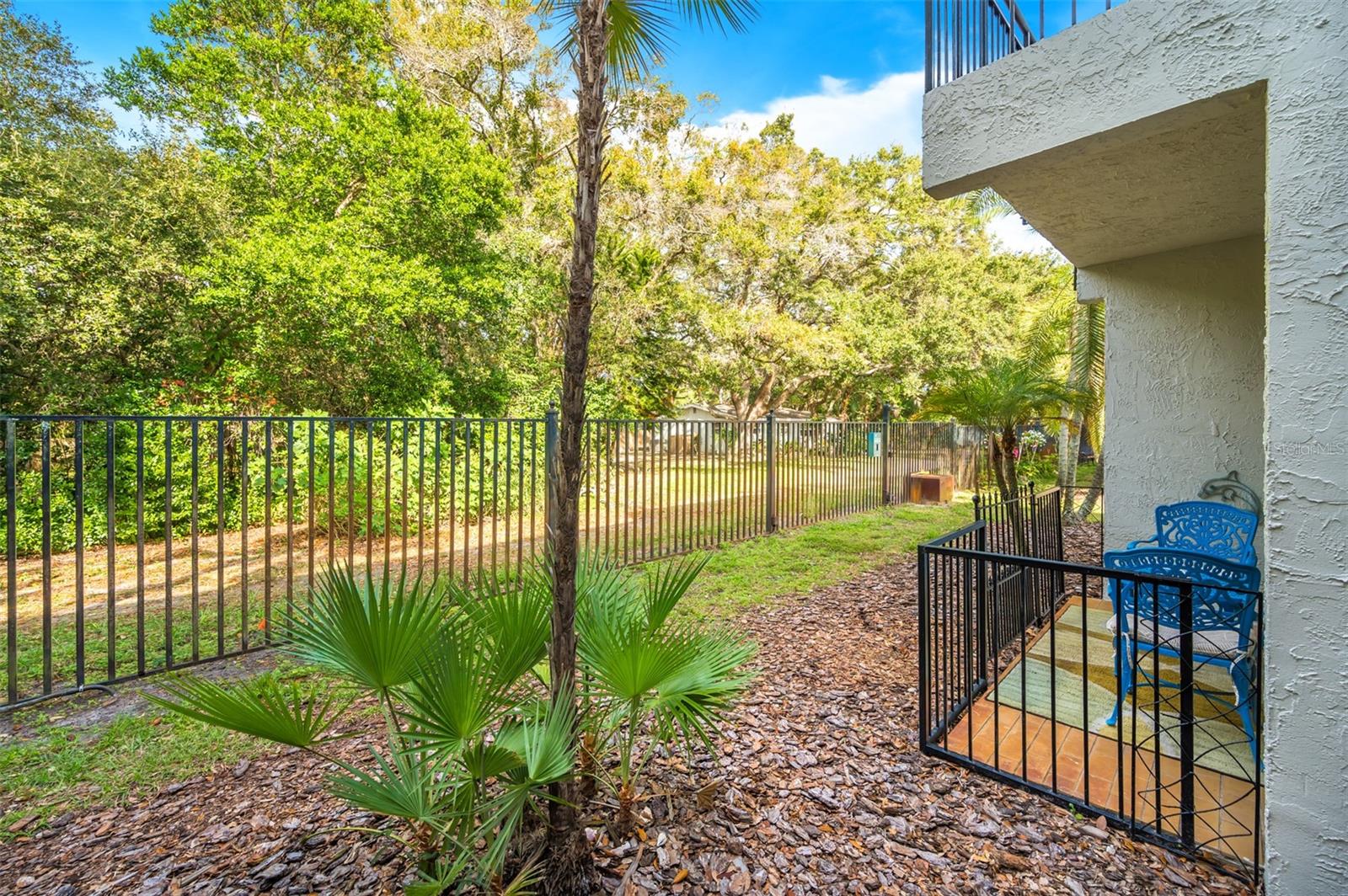 Image 7 of 56 For 708 Lyndhurst  104