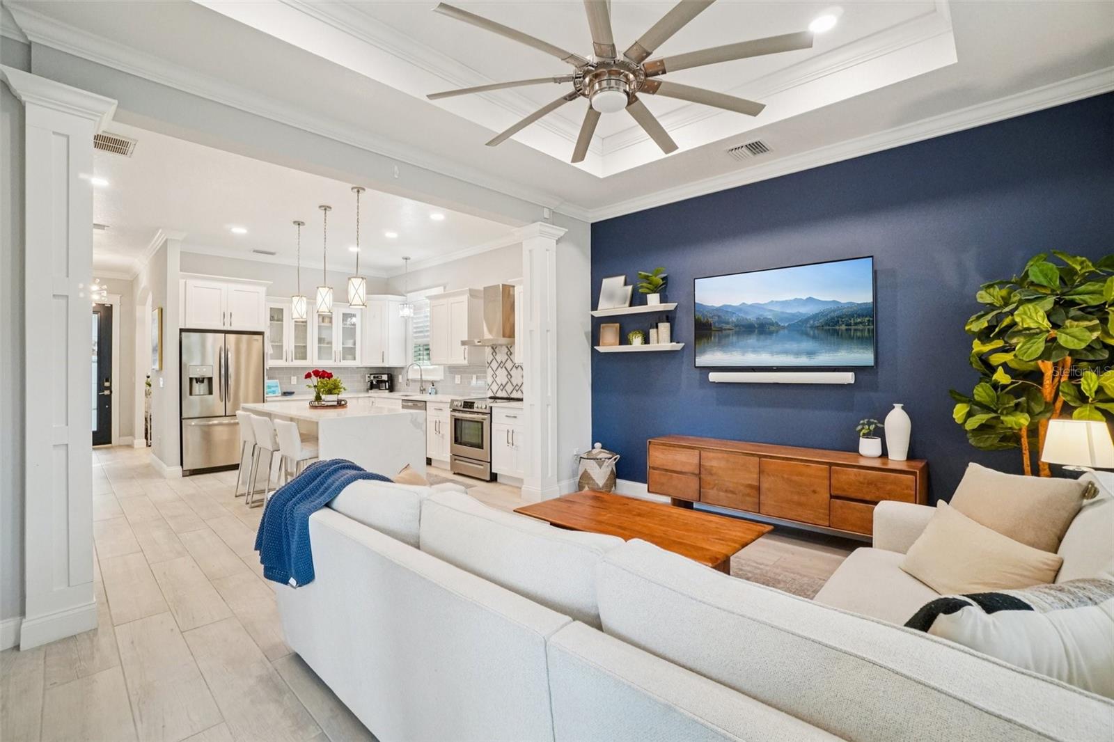 Listing photo id 8 for 3203 Fielder Street