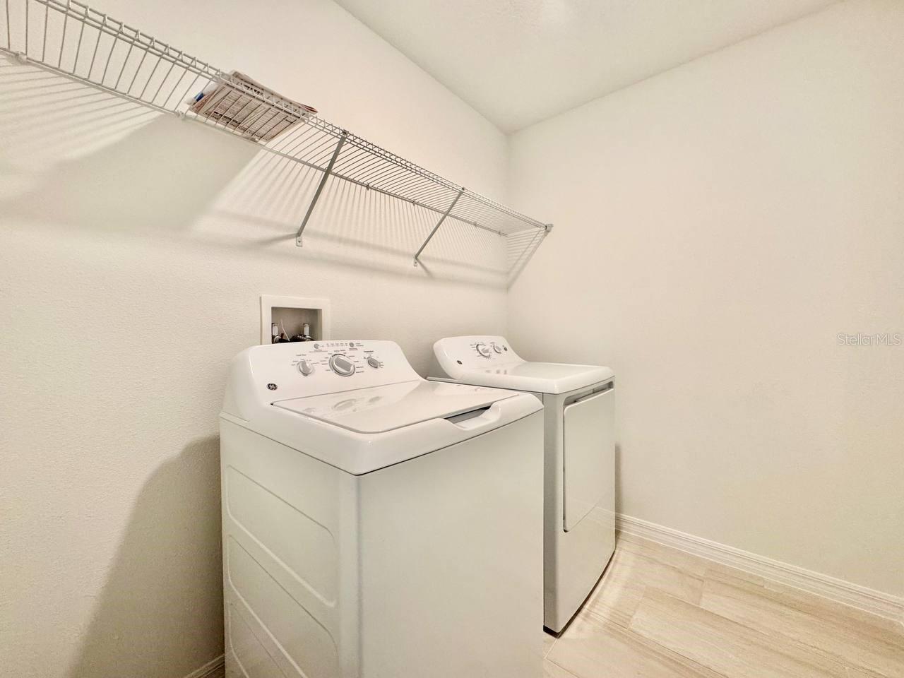 Image 28 of 46 For 17554 Pleasantview Blvd