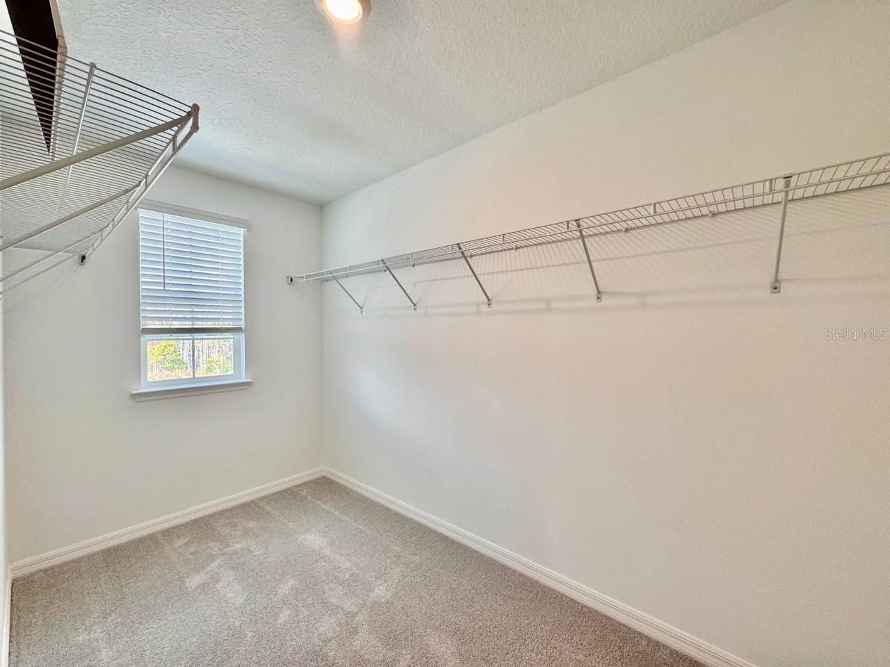 Image 40 of 46 For 17554 Pleasantview Blvd