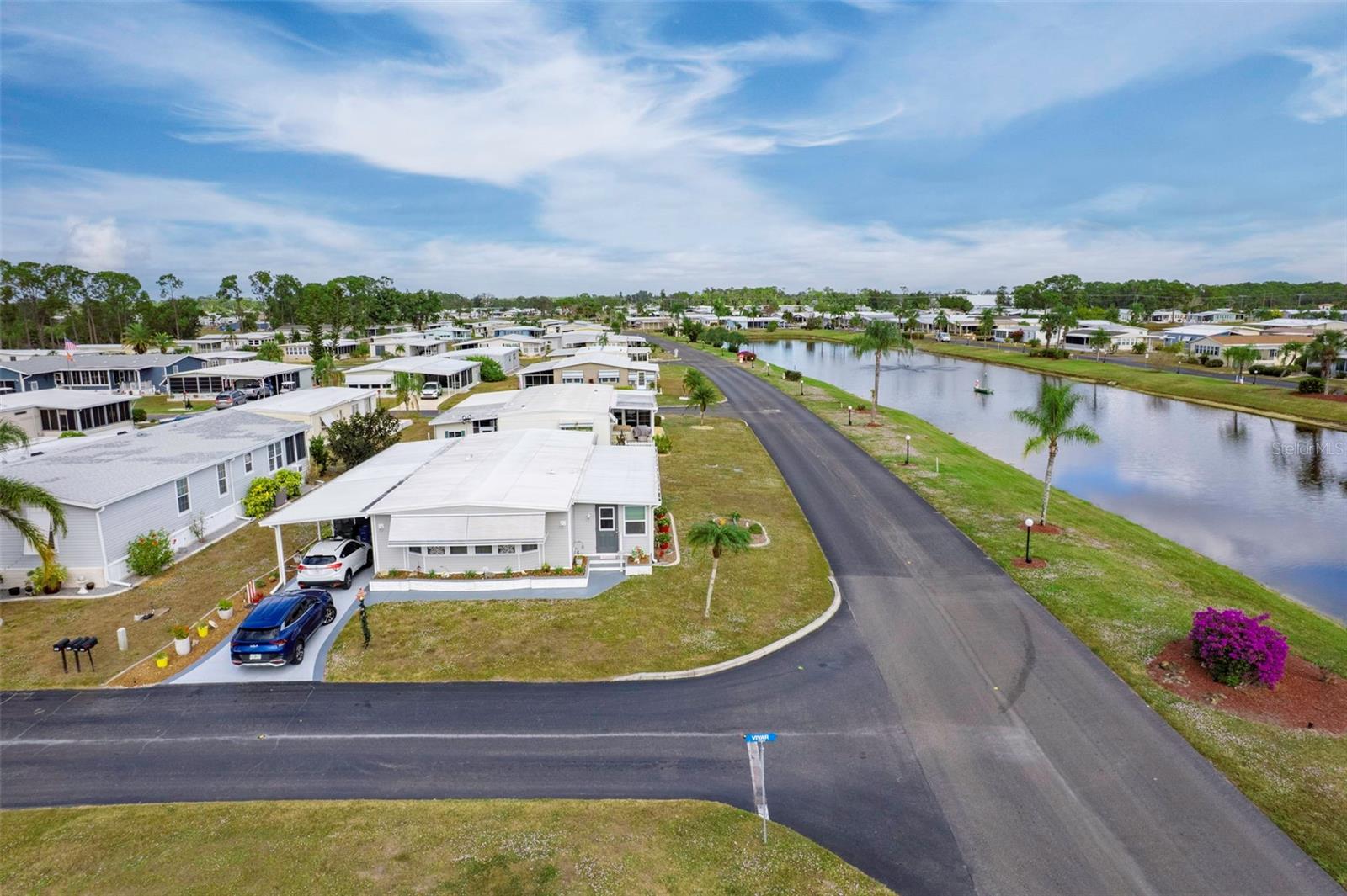 Image 5 of 100 For 400 Vivar  