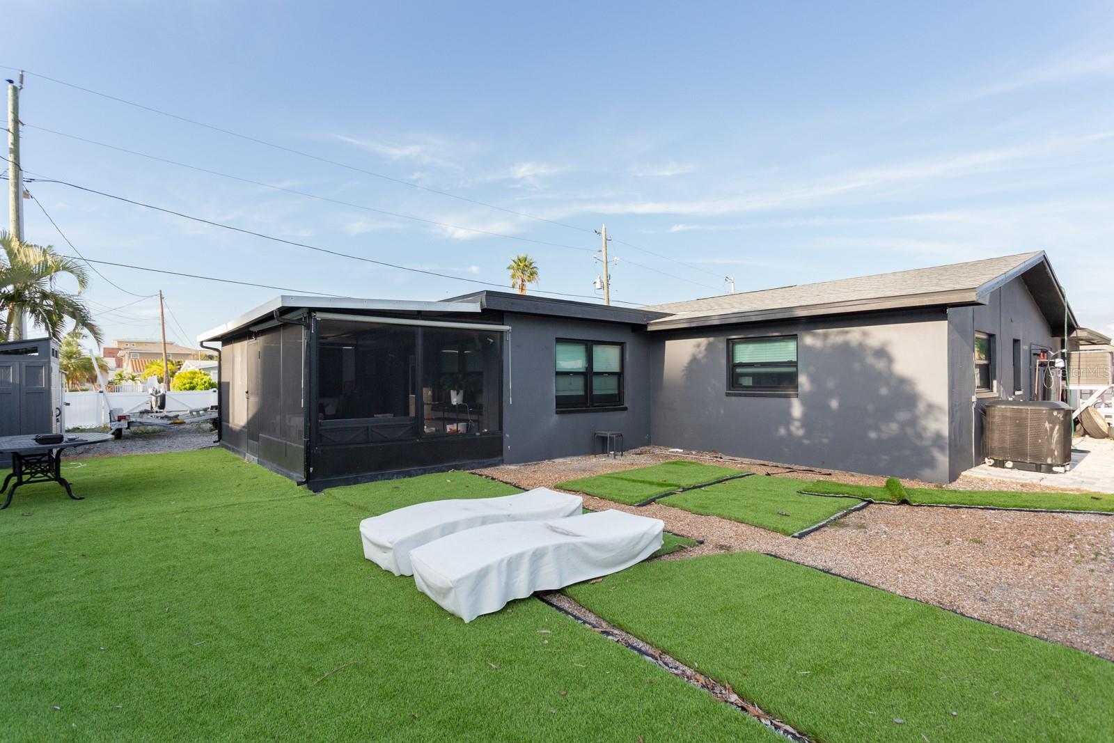 Image 15 of 24 For 6390 2nd Palm Point